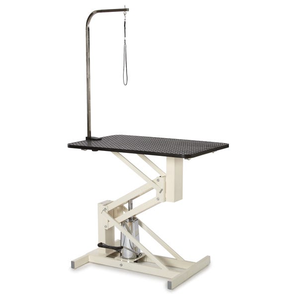 Master Equipment Z-Lift II Hydraulic Grooming Table